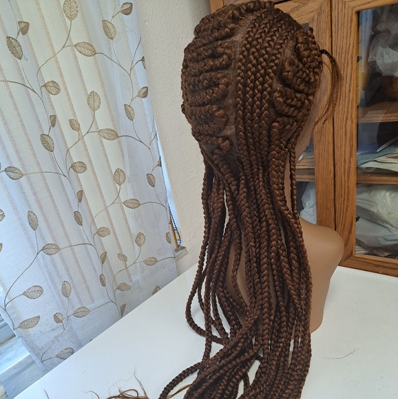 Braided wig - Picture 3 of 6